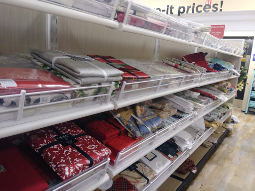 Department Store «HomeGoods», reviews and photos, 11100 W Burleigh St #140, Wauwatosa, WI 53222, USA