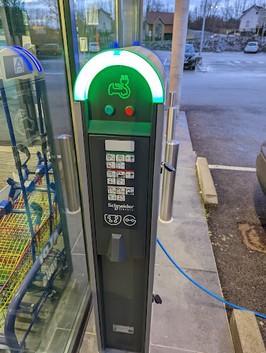 Borne de recharge de véhicules électriques Aldi Station de recharge Montmorot