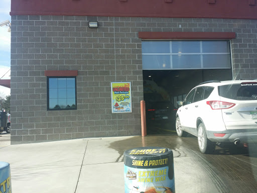 Firehouse Xpress Car Wash on Timberline en Fort Collins