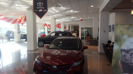 Toyota Dealer «AutoNation Toyota Weston», reviews and photos, 4050 Weston Rd, Davie, FL 33331, USA