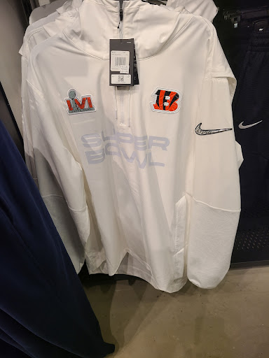 Clothing Store «Nike Factory Store», reviews and photos, 505 Premium Outlets Dr, Monroe, OH 45050, USA