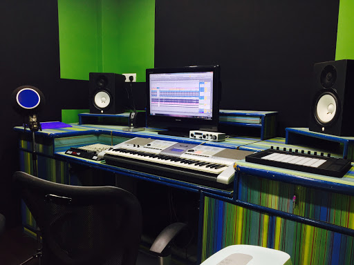Spin Gurus DJ, Music Production & Sound Engineering Academy
