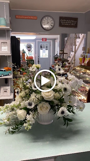 Florist «Tall Tree Floral Designs», reviews and photos, 143 Medford Ave, Patchogue, NY 11772, USA
