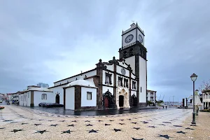 Igreja Matriz de São Sebastião image
