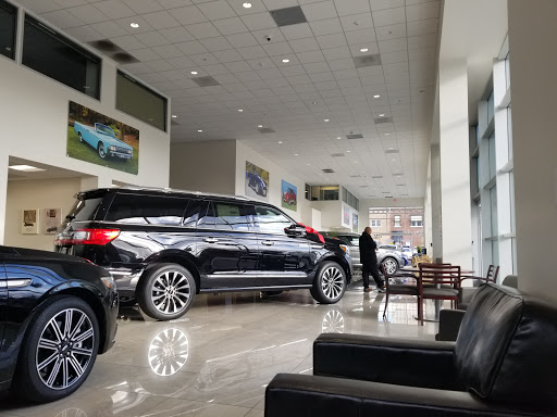 Car Dealer «Star Ford Lincoln», reviews and photos, 1101 S Brand Blvd, Glendale, CA 91204, USA