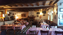 Atmosphère du Restaurant Auberge du Clocher à Villeneuve-sur-Verberie - n°14
