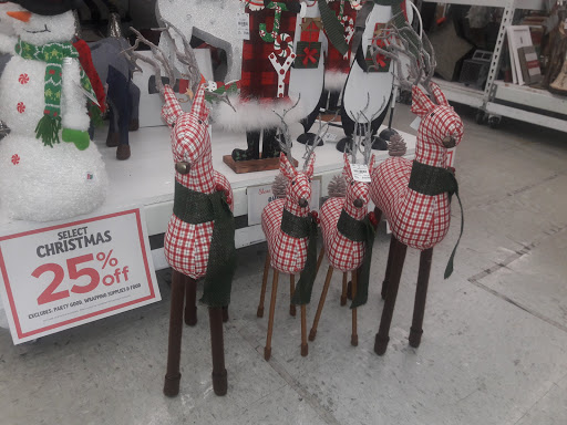 Home Goods Store «Tuesday Morning», reviews and photos, 1000 E Rte 66, Glendora, CA 91740, USA