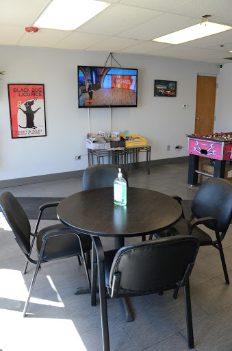 Auto Repair Shop «Lumpp & Sons Inc», reviews and photos, 670 Vandustrial Dr #5, Westmont, IL 60559, USA