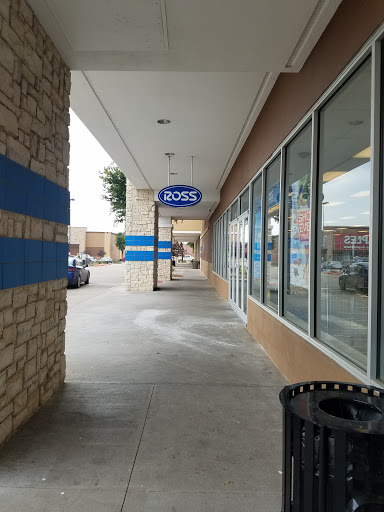 Clothing Store «Ross Dress for Less», reviews and photos, 1161 N Burleson Blvd, Burleson, TX 76028, USA