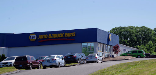 Auto Parts Store «NAPA Auto Parts - Genuine Parts Company», reviews and photos, 1260 Newfield St, Middletown, CT 06457, USA