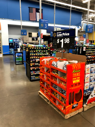 Department Store «Walmart Supercenter», reviews and photos, 305 10th St, Floresville, TX 78114, USA
