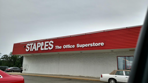 Office Supply Store «Staples», reviews and photos, 5500 Sunrise Hwy, Massapequa, NY 11758, USA