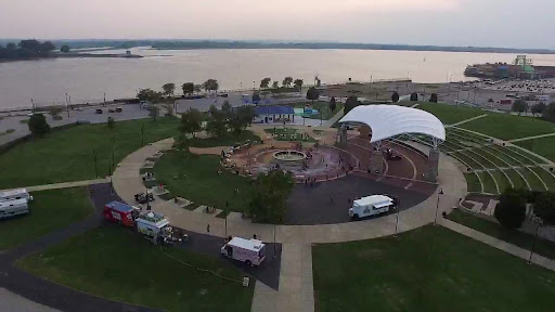 Amphitheater «The Liberty Bank Alton Amphitheater», reviews and photos, 1 Riverfront Dr, Alton, IL 62002, USA