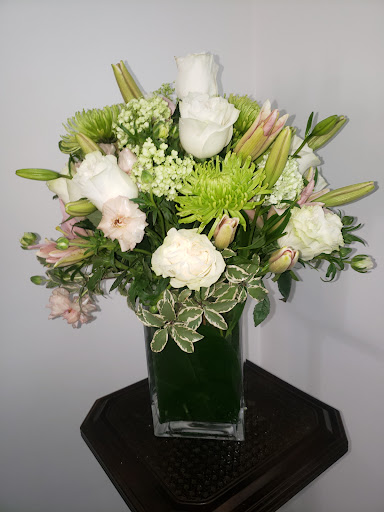 Florist «Rambling Rose Florist», reviews and photos, 22428 Gilmore St, West Hills, CA 91307, USA