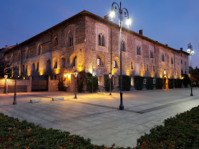 Castello Visconteo - Hotel e Ricevimenti