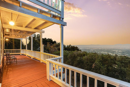 Efrain Fernandez Real Estate Expert image
