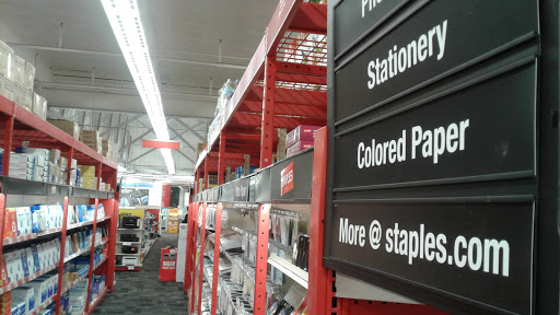 Office Supply Store «Staples», reviews and photos, 671 Colusa Ave, Yuba City, CA 95991, USA