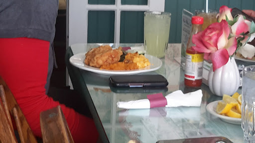 Southern Restaurant (US) «Blue Willow Inn Restaurant & Gift Shop», reviews and photos, 294 N Cherokee Rd, Social Circle, GA 30025, USA