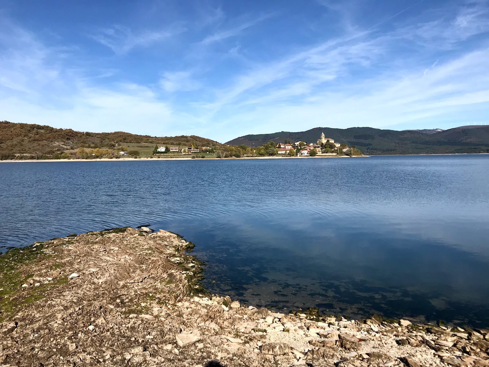 Foto van Playa Nudista Arroiabe wilde omgeving