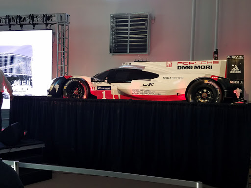 Audi Dealer «Audi Beaverton», reviews and photos, 13745 SW Tualatin Valley Hwy, Beaverton, OR 97005, USA