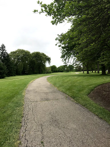 Public Golf Course «Deerfield Golf Club and Learning Center», reviews and photos, 1201 Saunders Rd, Riverwoods, IL 60015, USA