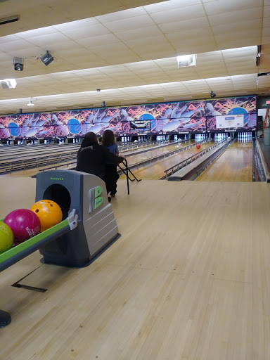 Bowling Alley «East Greenbush Bowling Center», reviews and photos, 570 Columbia Turnpike, East Greenbush, NY 12061, USA