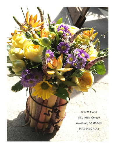 Florist «K & M Floral & Interior Plant Designs», reviews and photos, 537 Main St, Woodland, CA 95695, USA