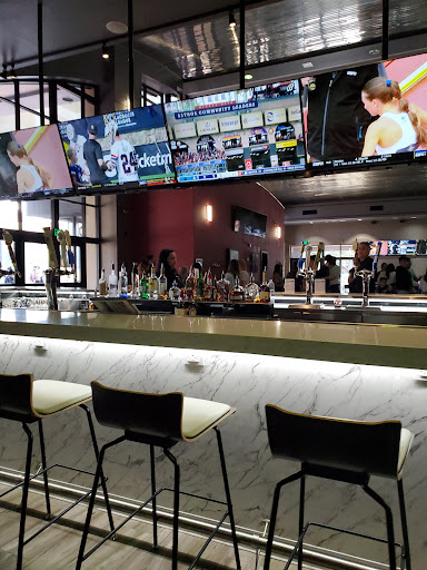 Movie Theater «Miami Lakes 17 Theatre», reviews and photos, 6743 Main St, Miami Lakes, FL 33014, USA