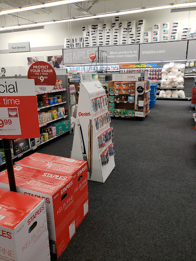 Office Supply Store «Staples», reviews and photos, 1905 Edwards Lake Rd, Birmingham, AL 35235, USA