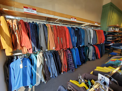 Clothing Store «L.L. Bean Outlet», reviews and photos, 2421 Cranberry Hwy, Wareham, MA 02571, USA