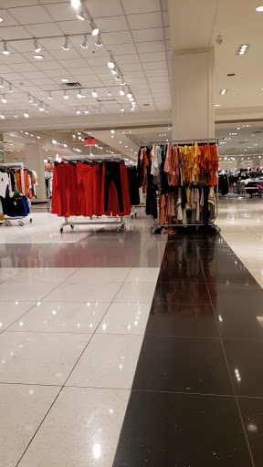 Clothing Store «Forever 21», reviews and photos, 400 Baldwin Ave, Arcadia, CA 91007, USA