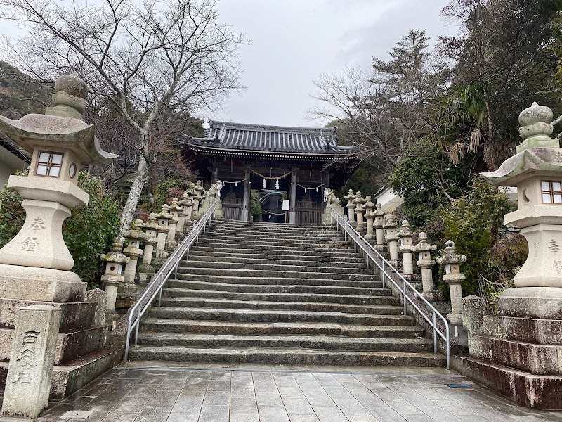 大避神社