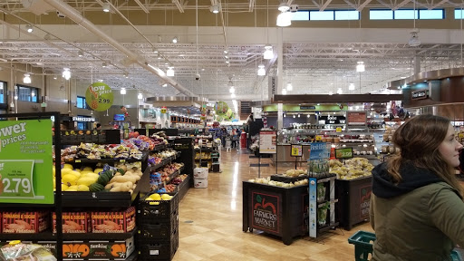 Grocery Store «Harris Teeter», reviews and photos, 3779 Boston St, Baltimore, MD 21224, USA