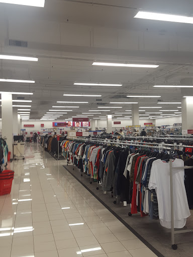 Clothing Store «Burlington Coat Factory», reviews and photos, 4849 Golf Rd, Skokie, IL 60077, USA