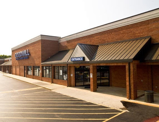 Thrift Store «Goodwill of North Georgia: Cartersville Store, Career Center and Donation Center», reviews and photos, 929 Joe Frank Harris Pkwy SE, Cartersville, GA 30120, USA