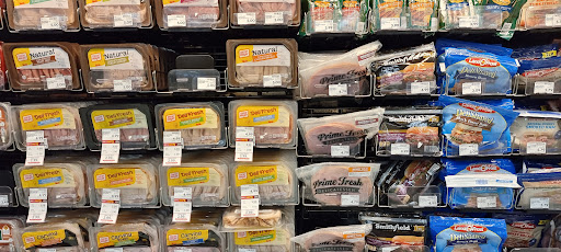 Grocery Store «D & W Fresh Market», reviews and photos, 2181 Wealthy St SE, East Grand Rapids, MI 49506, USA