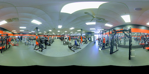Gym «BrickHaus Fitness Gym Open 24 Hours», reviews and photos, 266 E Geneva Rd, Wheaton, IL 60187, USA