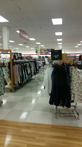 Department Store «T.J. Maxx», reviews and photos, 821 S James Campbell Blvd, Columbia, TN 38402, USA