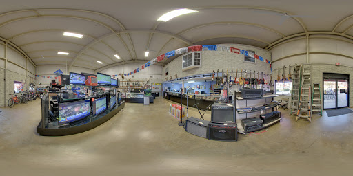 Pawn Shop «USA Loans Pawn Shop», reviews and photos, 5925 S University Ave, Little Rock, AR 72209, USA