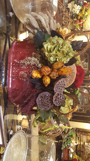 Furniture Store «Three French Hens Antiques», reviews and photos, 16935 Manchester Rd, Grover, MO 63040, USA