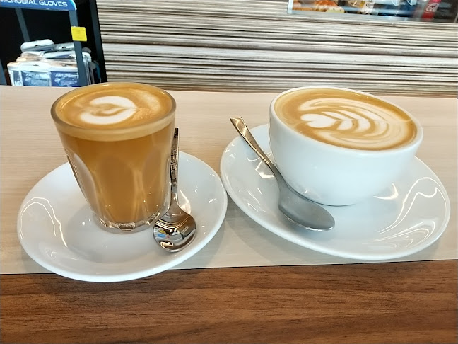 Opening hours for Kith Café West Coast