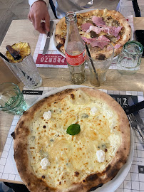 Pizza du Restaurant italien Pronzo à Rouffiac-Tolosan - n°12