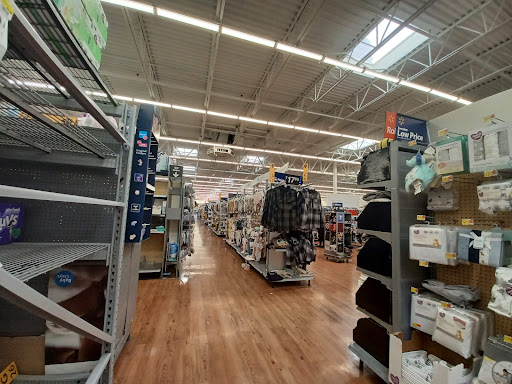 Department Store «Walmart», reviews and photos, 4001 Hallmark Pkwy, San Bernardino, CA 92407, USA