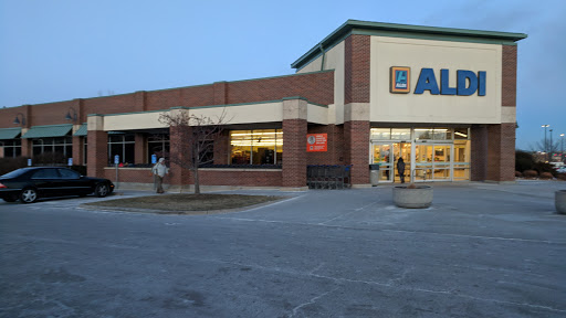 Supermarket «ALDI», reviews and photos, 8640 W 135th St, Overland Park, KS 66223, USA