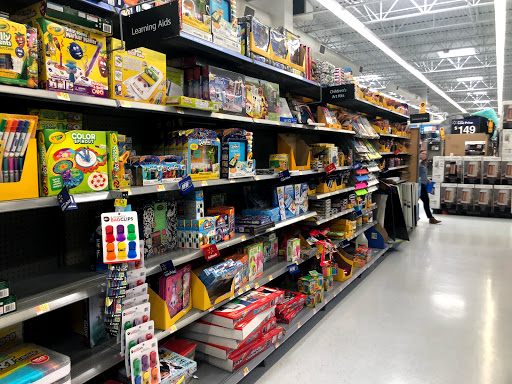 Department Store «Walmart Supercenter», reviews and photos, 2801 Commerce Dr, Coralville, IA 52241, USA