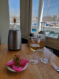 Plats et boissons du Restaurant méditerranéen La Nautique à Marseille - n°2