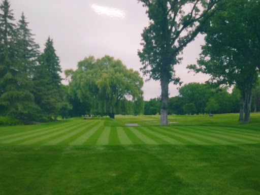 Country Club «Ozaukee Country Club», reviews and photos, 10823 N River Rd, Mequon, WI 53092, USA