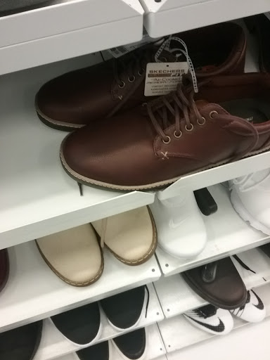 Clothing Store «Ross Dress for Less», reviews and photos, 166 Thornton Drive, Dickson, TN 37055, USA