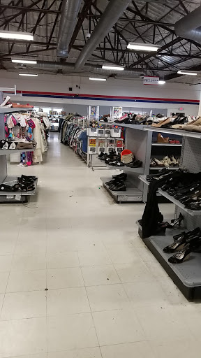 Thrift Store «Super Thrift Store», reviews and photos, 815 N Oxnard Blvd, Oxnard, CA 93030, USA