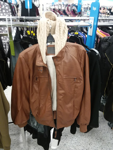 Clothing Store «Ross Dress for Less», reviews and photos, 1580 Foothill Blvd, La Verne, CA 91750, USA